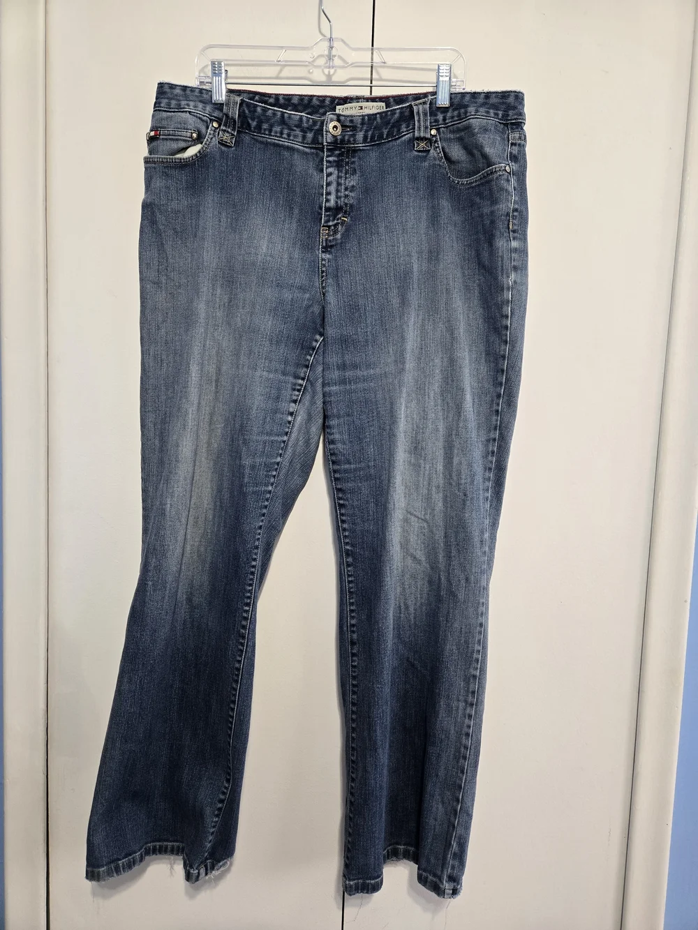 Tommy Hilfiger Hipster Boot Jeans Size 18 Distressed Hem Stretch Denim